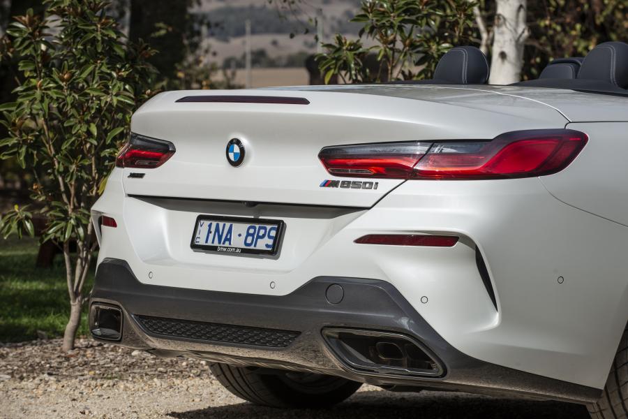 Детали экстерьера BMW M850i xDrive Convertible (G14) 2019 года  (AU) (фото 21 из 41)